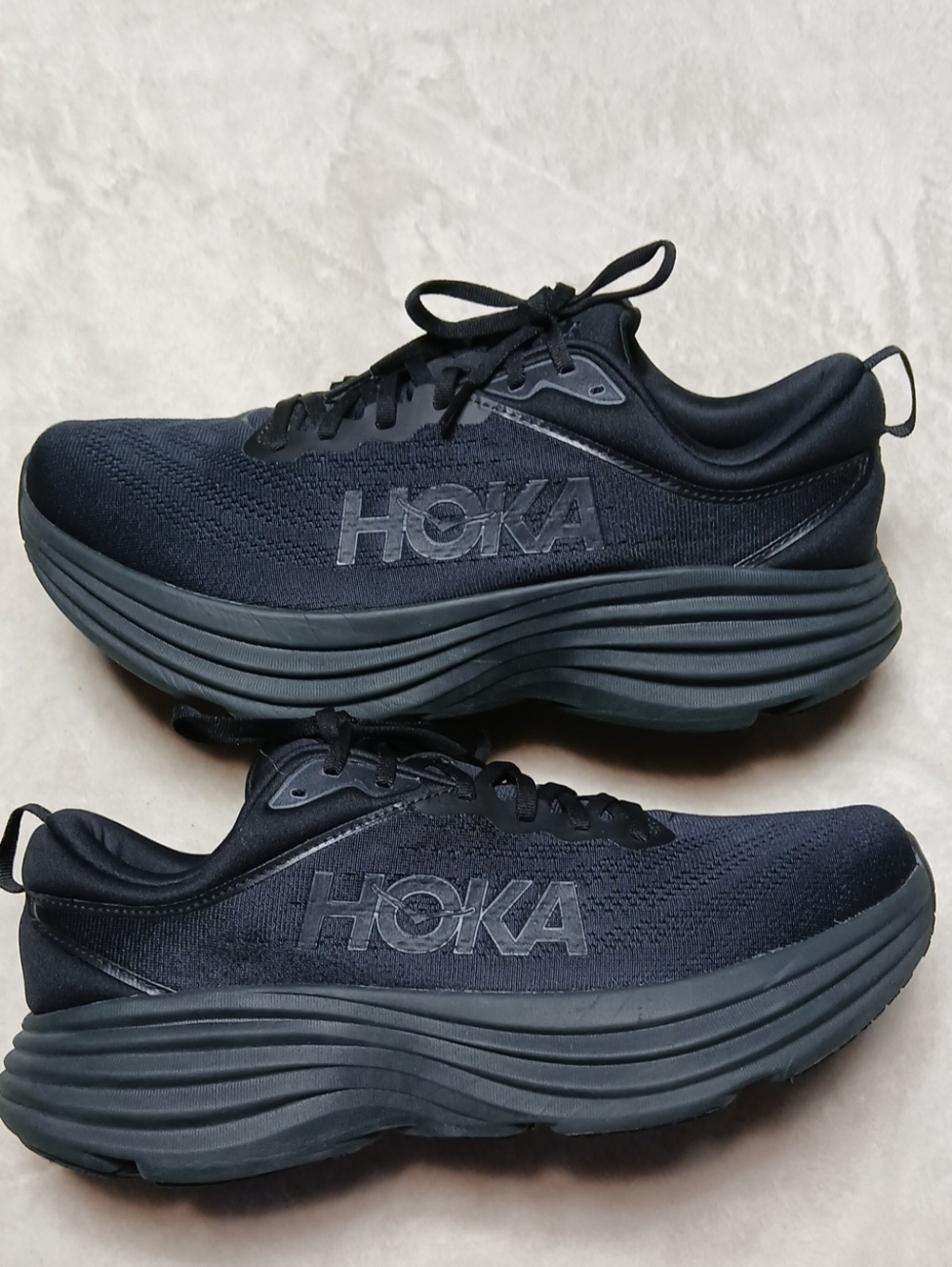 HOKA One One Bondi 8 Black Running Shoes Size 11.5D Mens